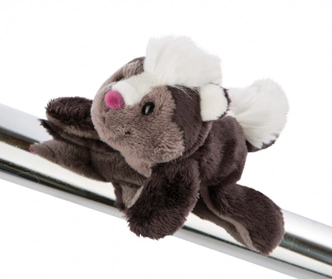 Nici Magnici Pluchen Knuffel Stinkdier Chiala Skunk, 12cm 1 Nici Magnici Pluchen Knuffel Stinkdier Chiala Skunk, 12cm